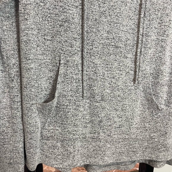 Be cool hoodie, shirt size medium - Picture 3 of 7